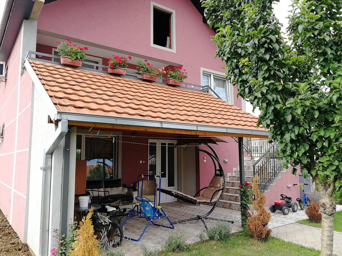 Apartments "Predah Kod Baraca" Ni Exteriér fotografie